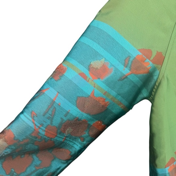 Reversible Parisian Hooded Rain Coat - Picture 6 of 15